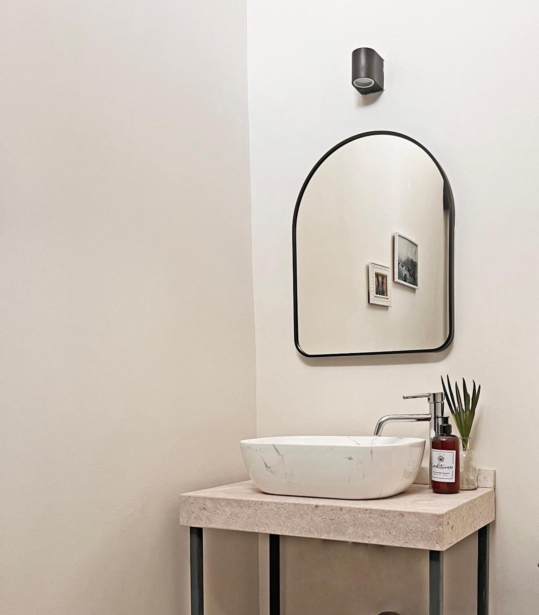 Suites Ciento 37 León Zewnętrze zdjęcie