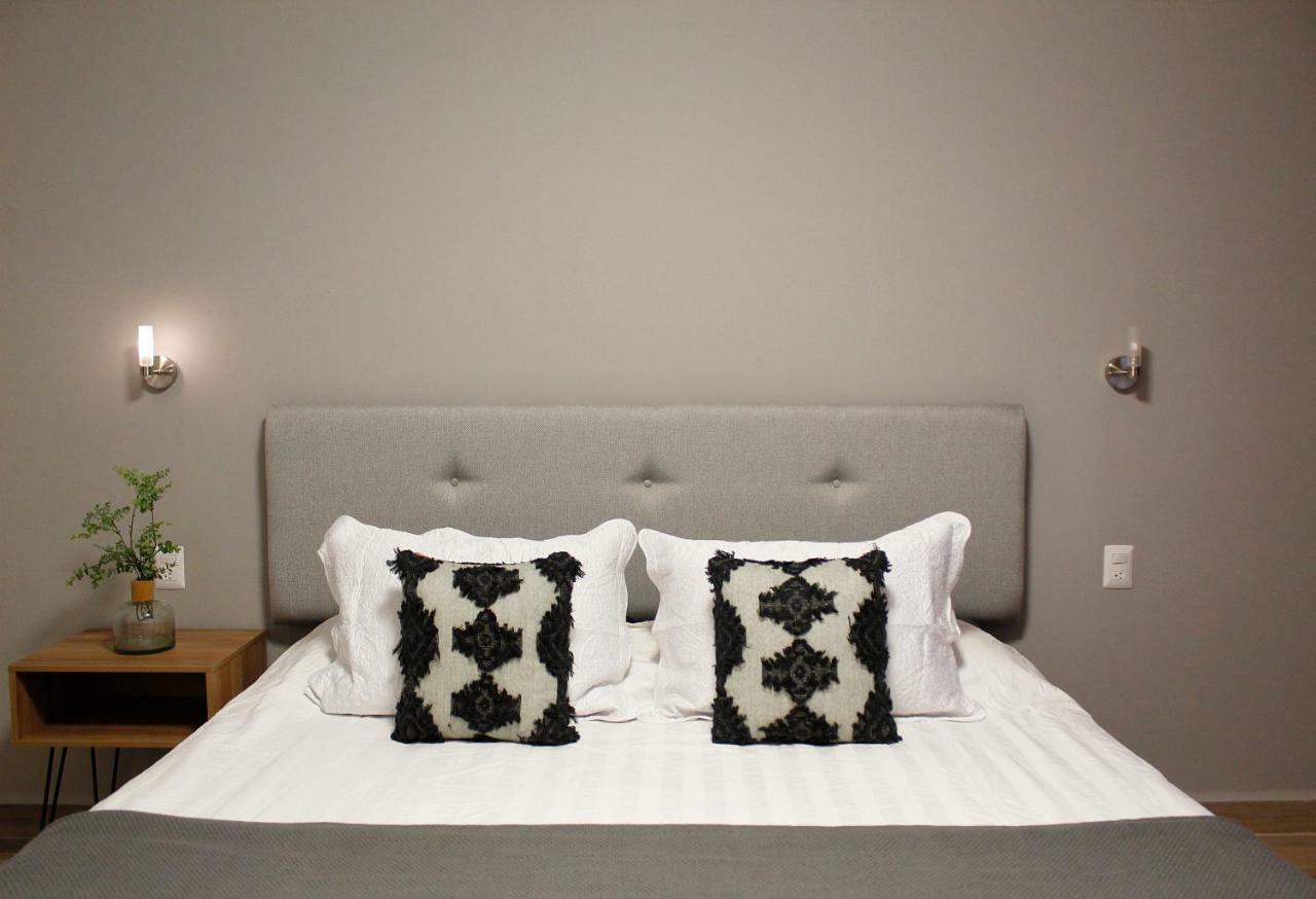 Suites Ciento 37 León Zewnętrze zdjęcie